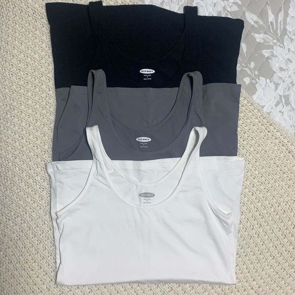 Old Navy Tank Tops (set of 3!)